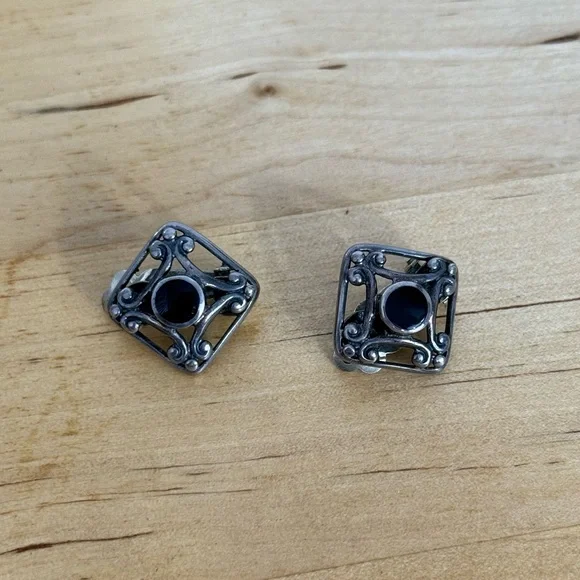 Vintage Diamond Shape Black Onyx Clip On Silver Earrings Rennaisance Victorian - Picture 2 of 8